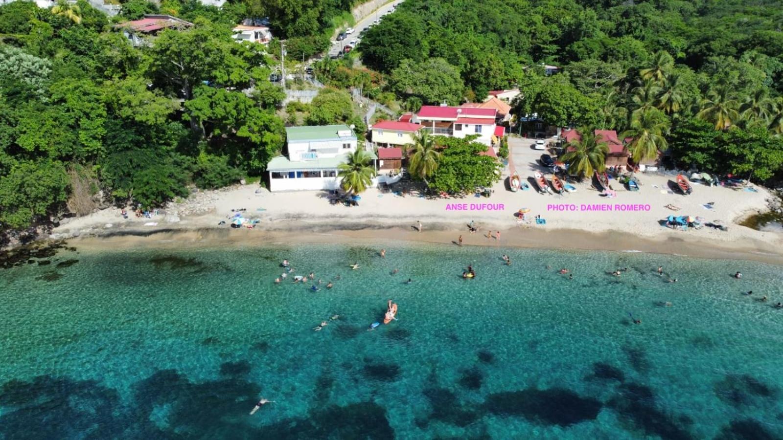 Bungalow "Doussin' Kreyol", Au Calme A 150M De La Plage Grande Anse Eksteriør billede